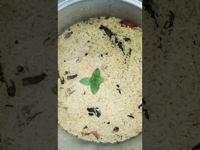 Sunday special chicken pulao##minivlog #foddielover #biryanilover #food #chicken pulao#shorts