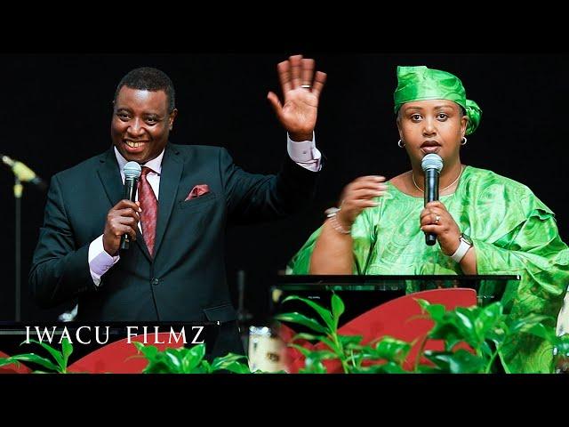 Bwambere Dr.Apostle GITWAZA PAUL MU GATATU , HAMWE NA Pst ANGELIQUE THE OPEN DOOR