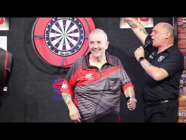 Werfen wie ein Profi:  Drei Tipps von Phil Taylor