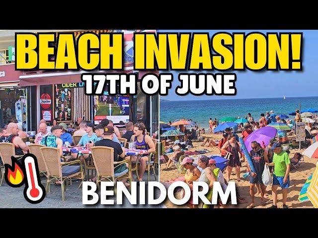 Benidorm - Levante Beach FLOODED with Tourists!┃Scorching Weather! 