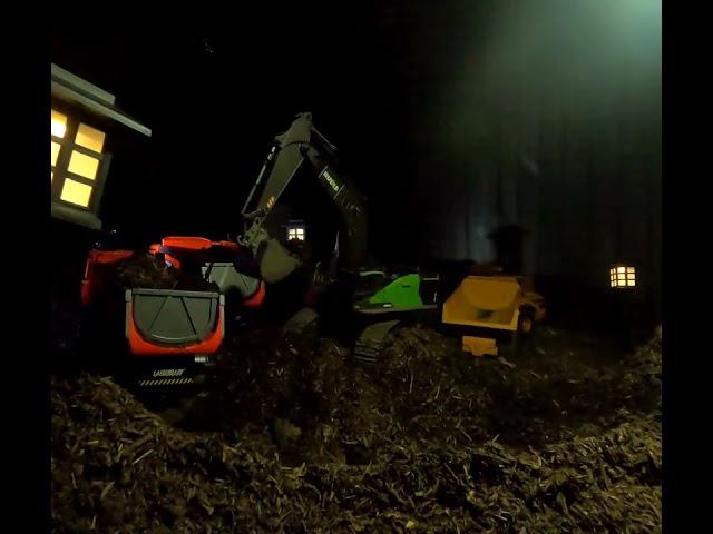 RC Construction  Machines at Night #rcconstruction #huinarc #rcconstructionsite #rcdumptruck