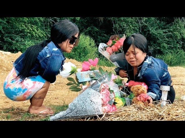 ️Little Women Atlanta BONUS SCENE - The Twins visit Minnie's grave (Extended HD Extra Scene)️