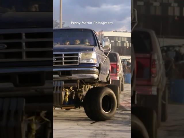 14 Year Old Powers the Ford on the Tug Pad #offroad #truckpull #hookup #tugowar #burnouts #shorts