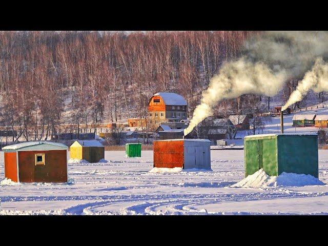 ТОННЫ РЫБЫ ПОД ДОМАМИ НА ЛЬДУ! САМАЯ СТРАННАЯ РЫБАЛКА С ДОМАШНИМ КОМФОРТОМ!