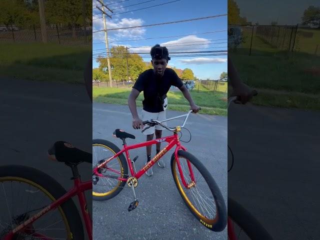 HOW TO WHEELIE IN 60 Sec #bikelife #wheelie #sebikes #shorts