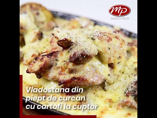 Vladostana din piept de curcan cu cartofi la cuptor