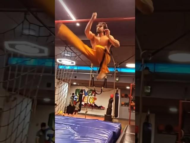 #kickboxing #actionmove #action #gymnast #gymmotivation #tigershroff