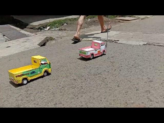 Kebut kebutan di jalan raya || mobil tahu bulat || miniatur pick up dari kardus || mobil oleng