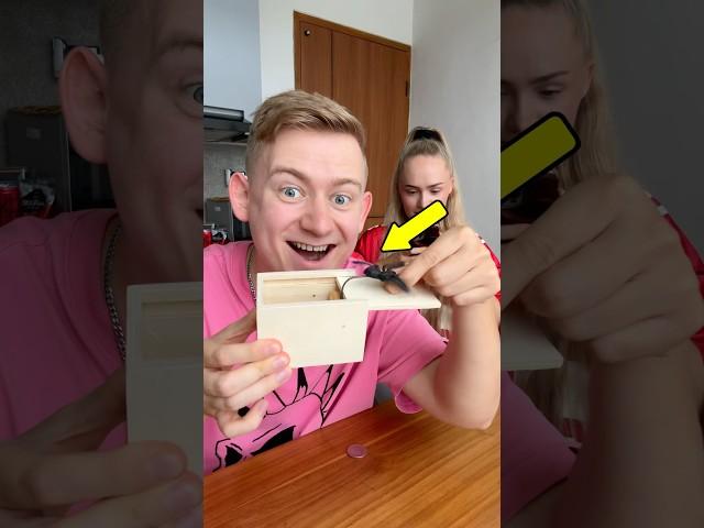 CRAZY SPIDER BOX MAGIC PRANK