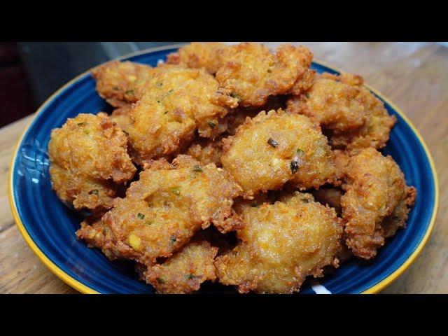 自家招牌豆腐一上桌就被抢光光，内香里嫩，非常好吃Homemade signature tofu , inside fragrant and tender, very delicious 