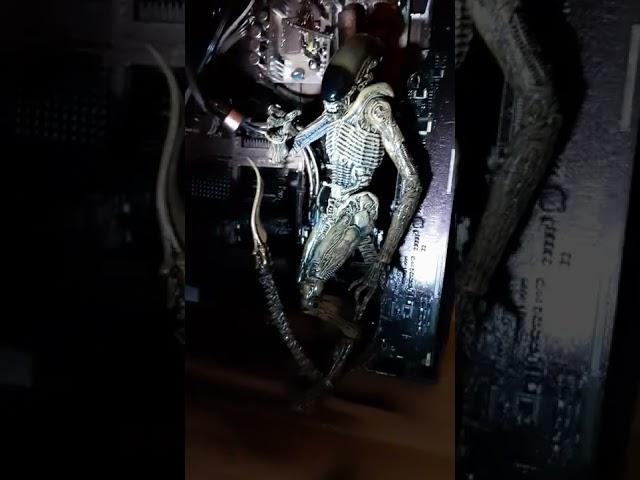 NECA Alien 3 Diorama - LED torch testing