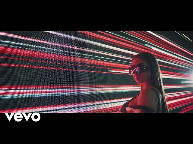 Paloma Mami - No Te Enamores (Official Video)