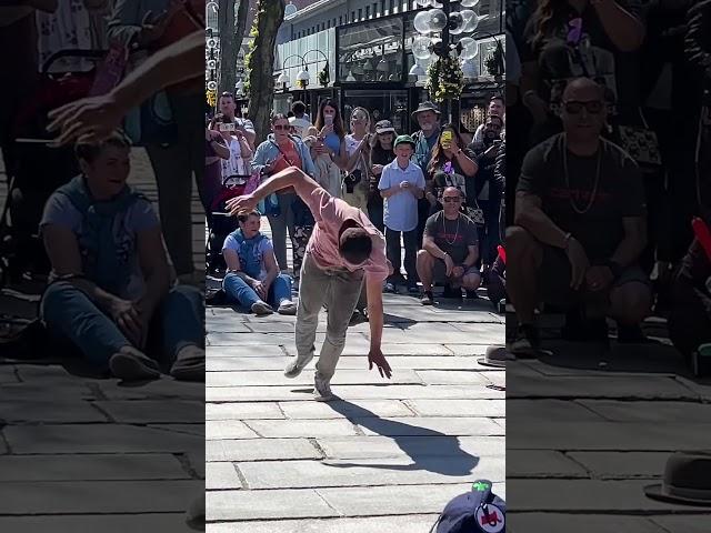 Crazy Street Performer Flips 8 Times in a Row @SnapBoogie