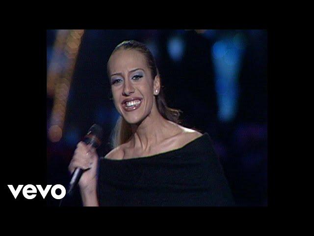 Monica Naranjo - Tú y Yo Volvemos al Amor (Actuación TVE - Risas y Estrellas)