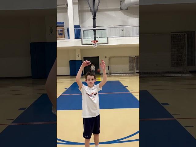 2022 - Ryan Horanburg Jr. backwards trick shot 3 pointer