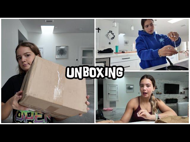 Unboxing / Talk with us  | VLOG#1935