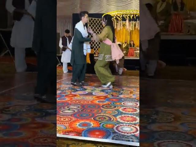 Viral dance vedio of Asad & nimra | song rafta rafta | Tiktokers | wedding couple dance | Tiktok