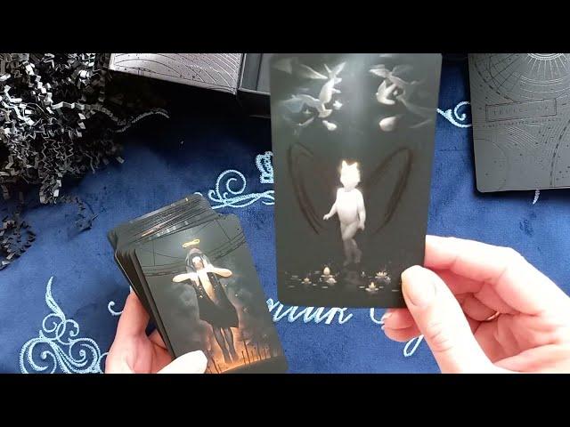 Видеообзор True Black Tarot. Автор Артур Вонг #таролог #гадалка #таро #ворожіння #тароукраїна