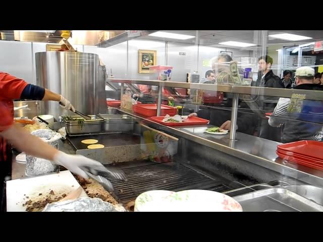 Tacos el Gordo on Las Vegas strip: Now that's how you make a taco!