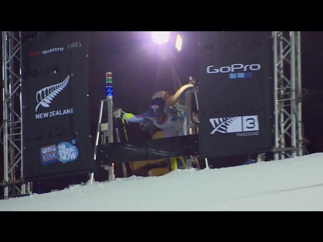 Mikaela Shiffrin vs Paula Moltzan - Coronet Peak Night Slalom Final