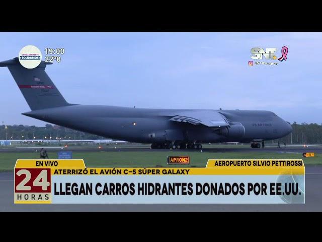 Aterrizó el avión C-5 Súper Galaxy