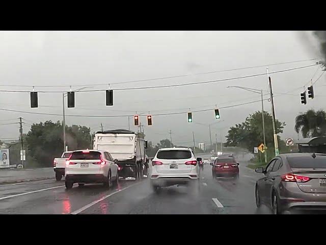 TREMENDA TORMENTA QUE ME COGIÓ DE REGRESO A MI PUEBLO.