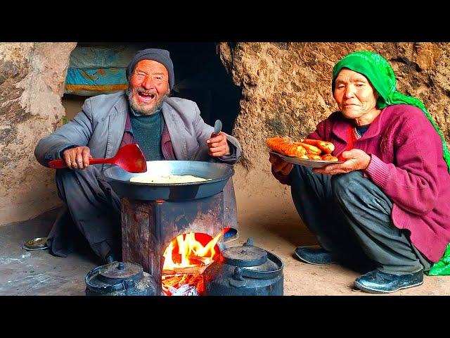 Old Lovers' Lives in Caves / Rural Life in Afghanistan