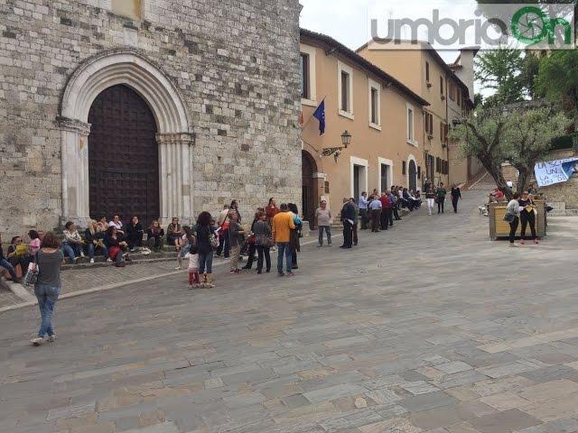 San Gemini, protesta in piazza: «Non si investe su nulla. Zero novità sulla ‘Volta’»