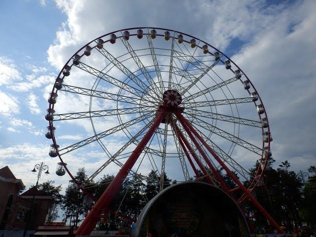 A walk to the Gorky Park, Kharkiv