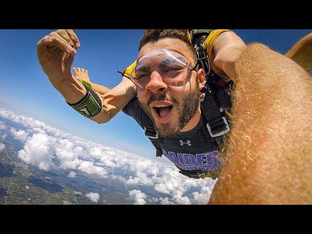 I WENT SKYDIVING FOR THE FIRST TIME?!?!