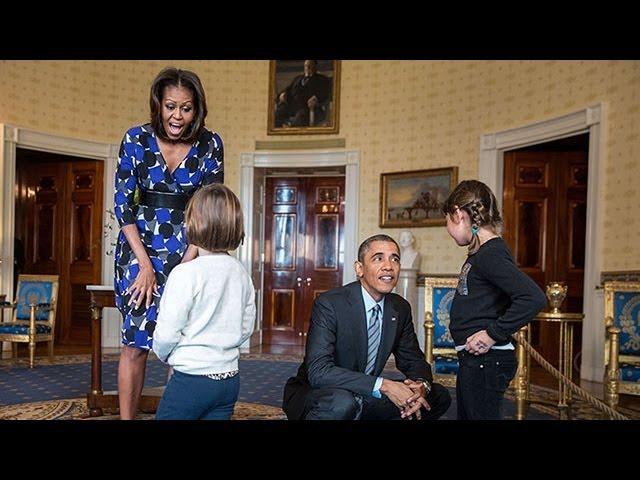 The President & The First Lady Surprise Visitors on White House Tours