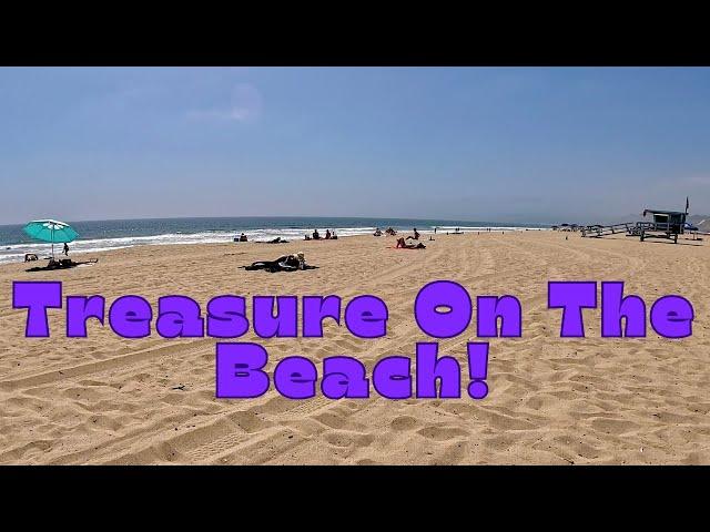 Metal Detecting For Treasures On The Beach !