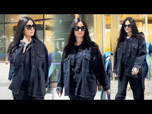 FINALLY Pregnant Katrina Kaif Baby Bump Visible at Airport