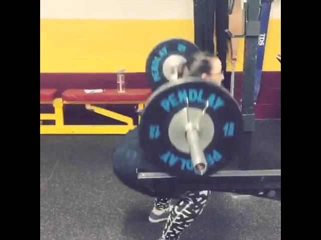 GGS Spotlight: Stephanie Zoccatelli - Barbell Back Squat