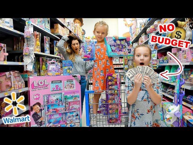 KIDS NO BUDGET WALMART SHOPPING!  Peyton & Olivia Toy Haul