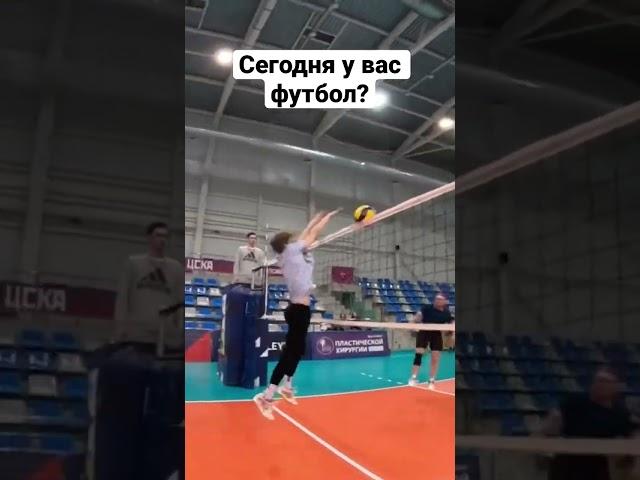 #Волейбольные видео в хорошем качестве - на канале. #Волейболисты-любители играют в #волейбол #POV