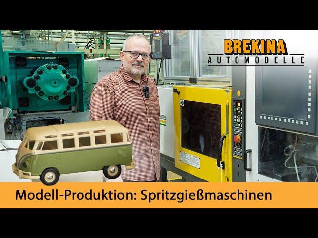 BREKINA - A look behind the scenes: Production of model parts on the injection molding machine!