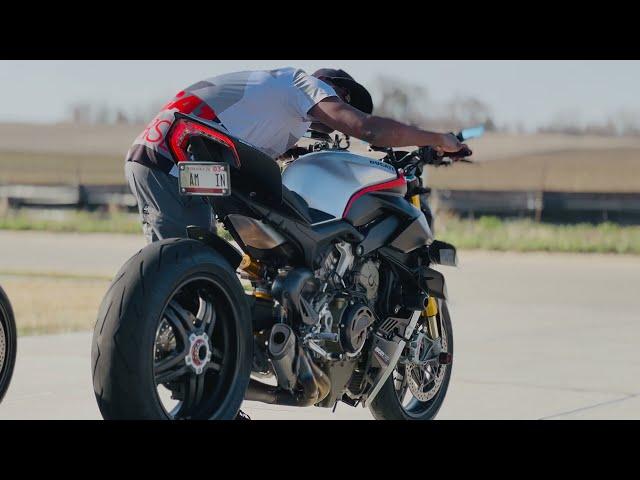 DUCATI STREETFIGHTER V4SP brutal sound of Akrapovic full titanium exhaust