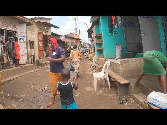 AFRICA  UGANDA  KATWE LOCAL COMMUNITY