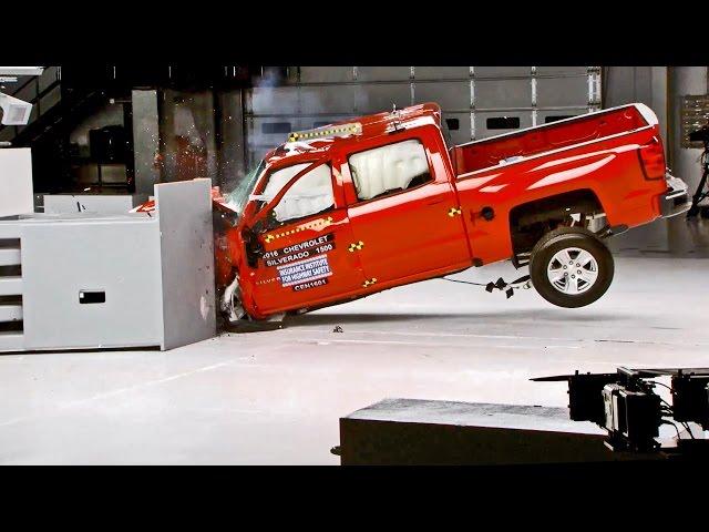 Chevrolet Silverado 1500 (2016) CRASH TEST