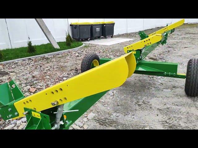 EN | The DEMUS HT300 header trailer for John Deere, Case IH, New Holland, Claas combines