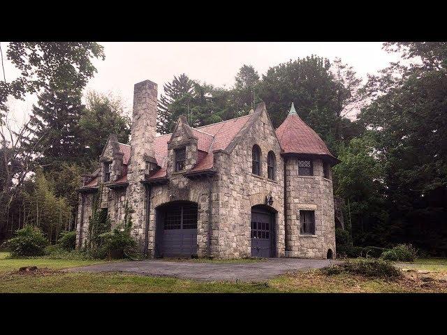 A Gorgeous Old Carriage House for Sale in Lancaster, PA