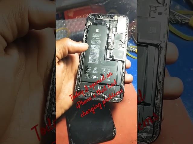 Today I opened an iPhone that had charging problems #shortsyoutube #shortiphonerepaing #repairing