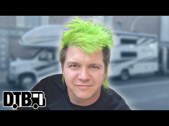 The Funeral Portrait - BUS INVADERS Ep. 1962