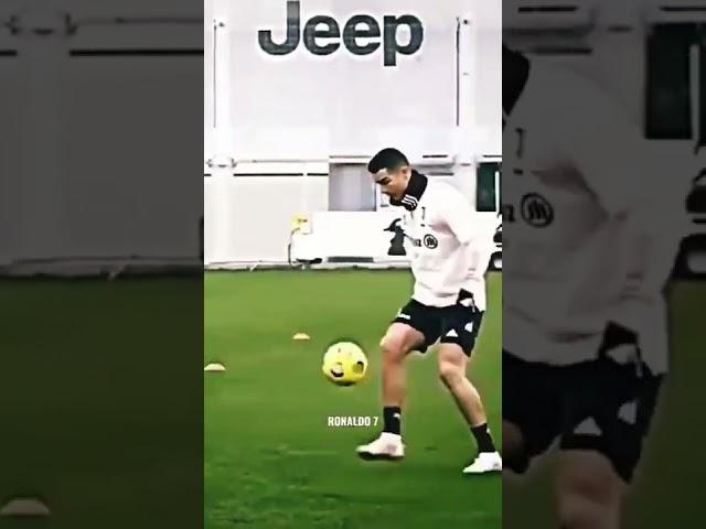 cristiano ronaldo juggling skill #ronaldo #viralshorts #shorts #cr7