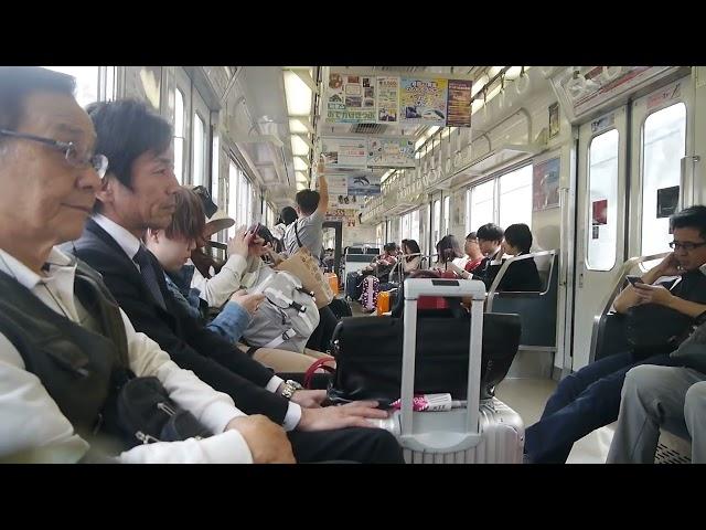 【日本潛規則】日本人不會在車廂裡交談