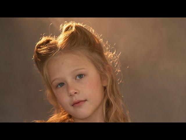 Behind the scenes fine art vintage studio session with back light