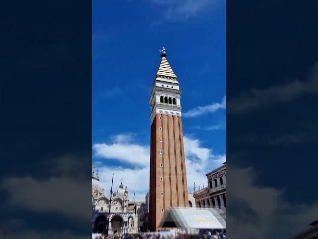 Hyperlapse Venice Italy + AI