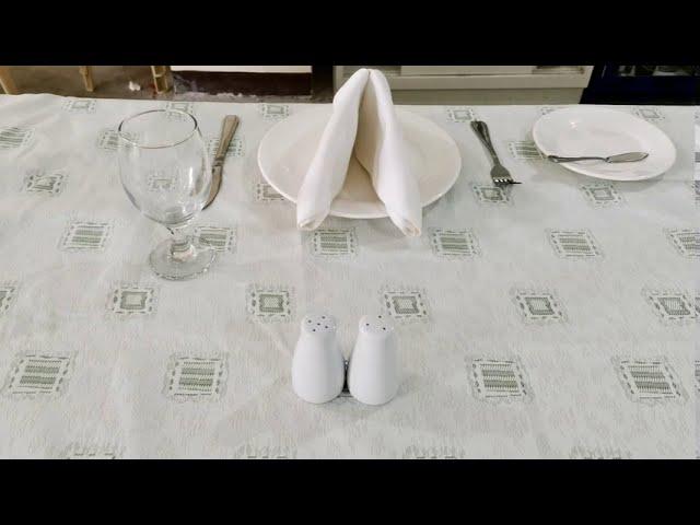 A LA CARTE TABLE SET UP