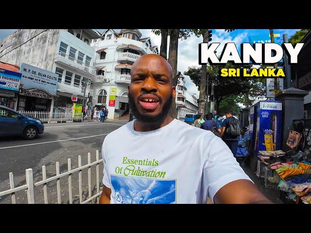 Solo Adventure in Kandy, Sri Lanka 